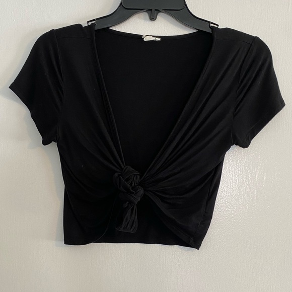 Garage Black Top - Picture 1 of 3